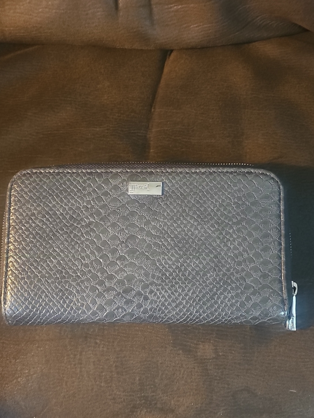 Thirty-one grey Textured Zip-Around Wallet